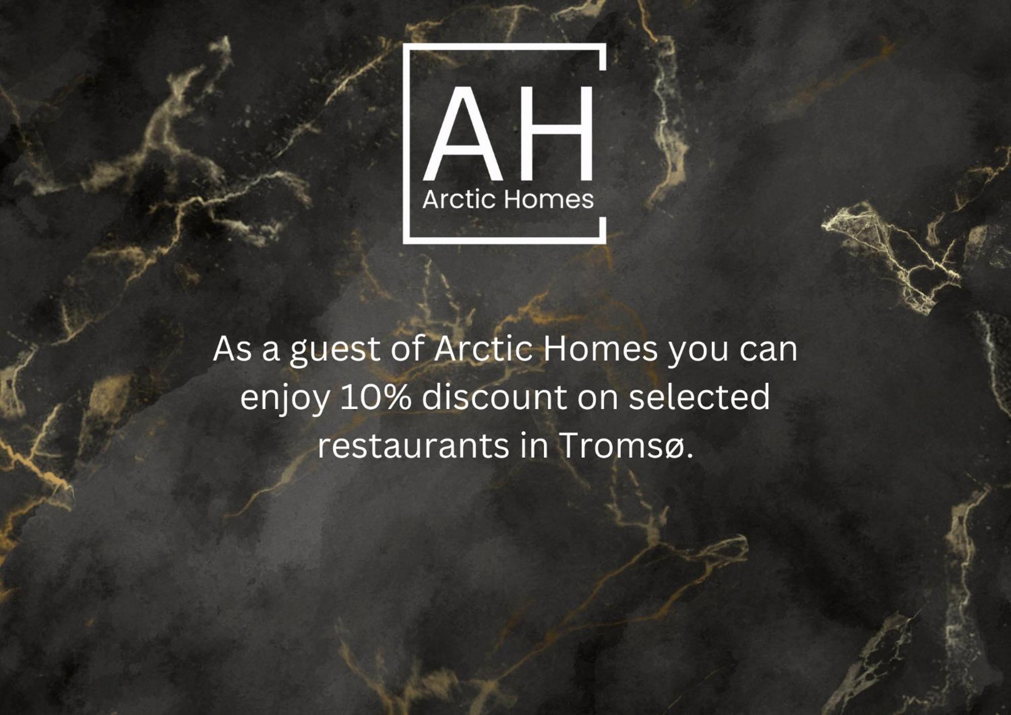 Arctic Homes - Historical Tromso House With View Bagian luar foto